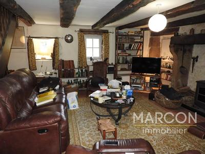 Maison de village - 513 m² - 7 pièces