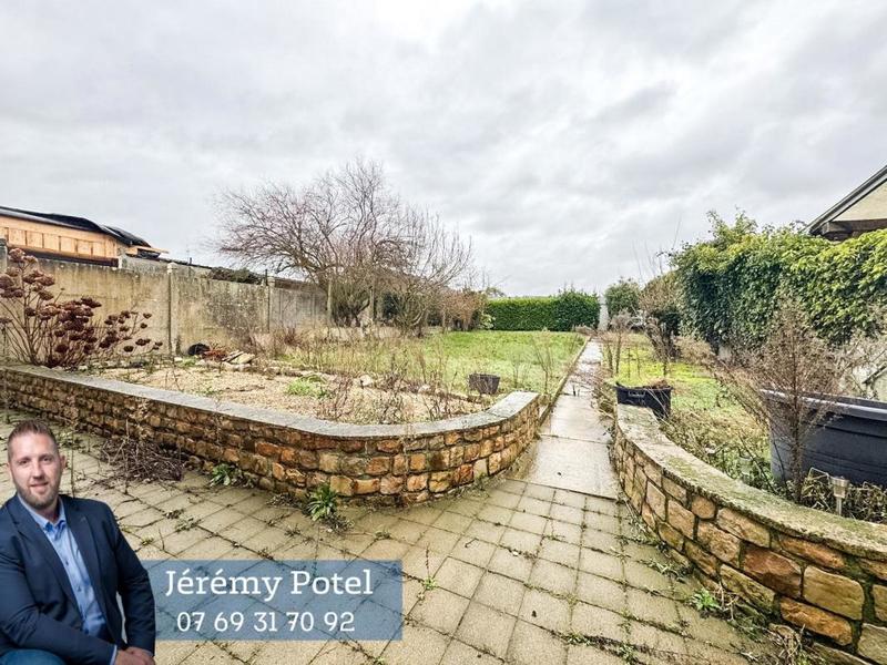 Maison - 81 m² - 5 pièces