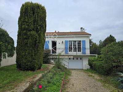 Maison traditionnelle - 77 m² - 3 pièces