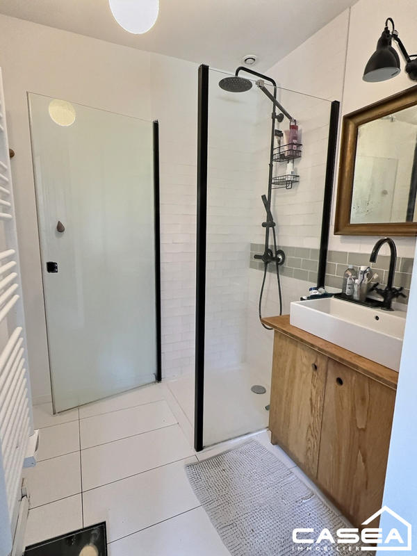 Maison ancienne - 178 m² - 8 pièces