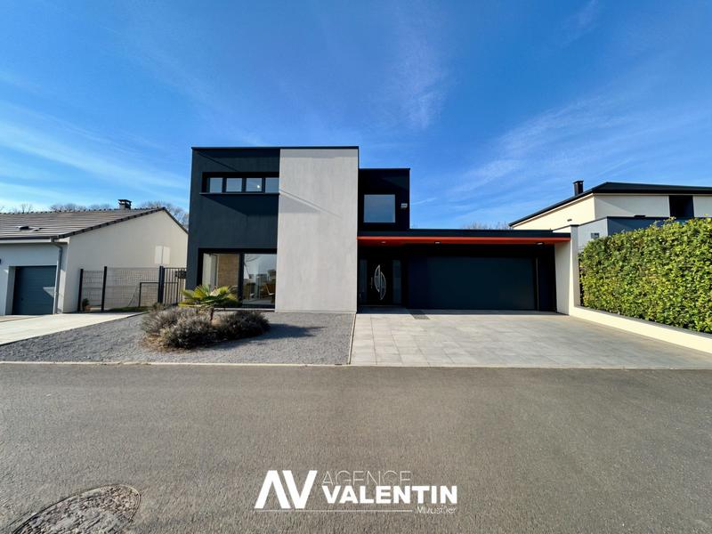 Maison contemporaine - 160 m² - 7 pièces