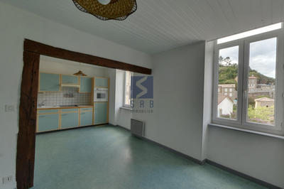 Maison de village - 64 m² - 3 pièces