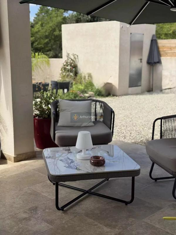 Maison - 140 m² - 4 pièces