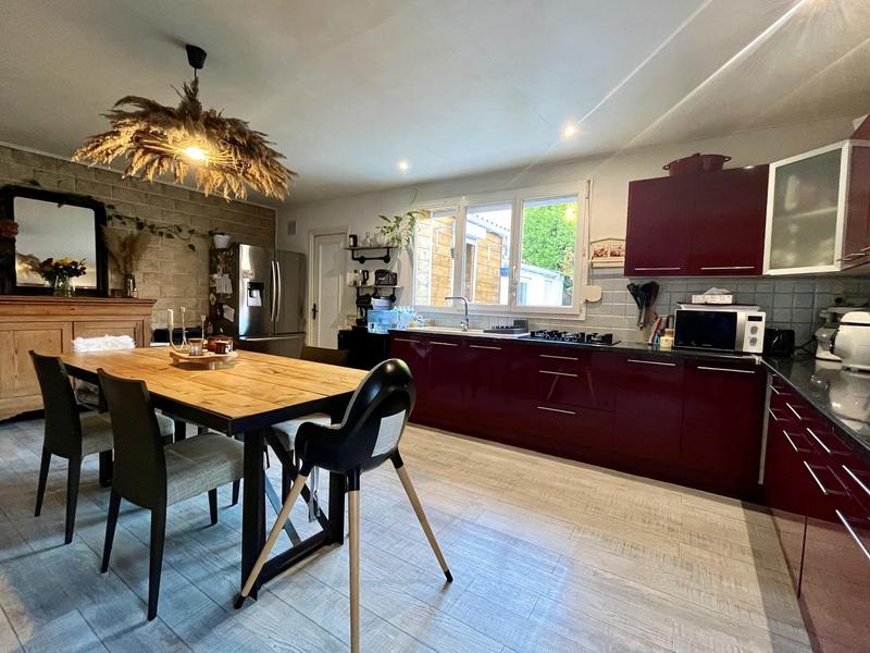 Maison - 124 m² - 6 pièces