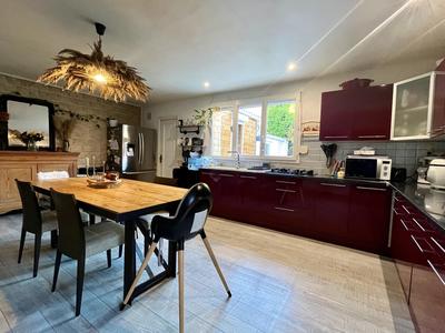 Maison - 124 m² - 6 pièces