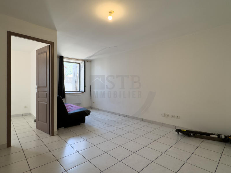 Immeuble - 220 m² - 9 pièces