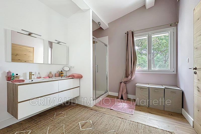 Villa - 175 m² - 4 pièces