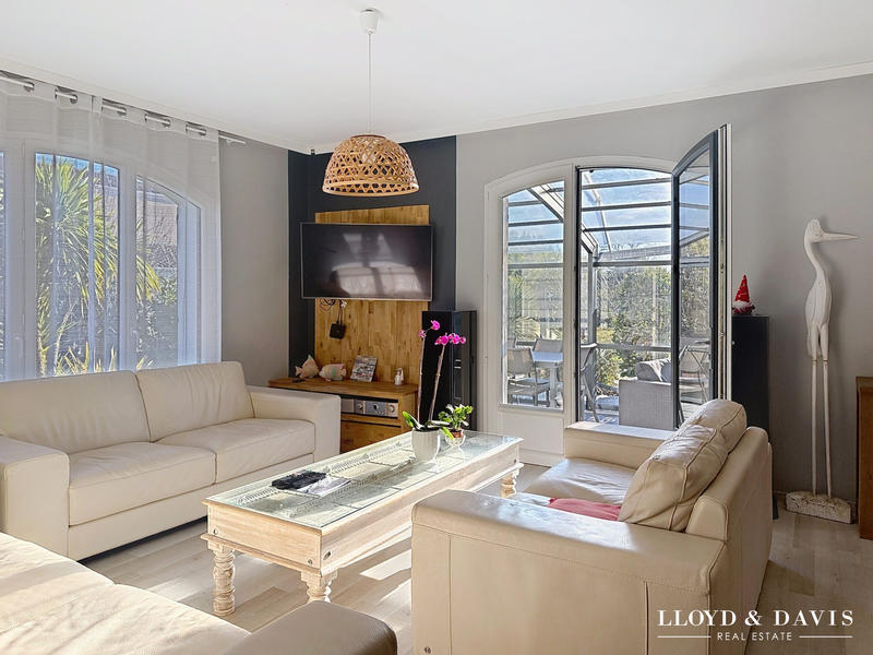 Maison contemporaine - 137 m² - 4 pièces