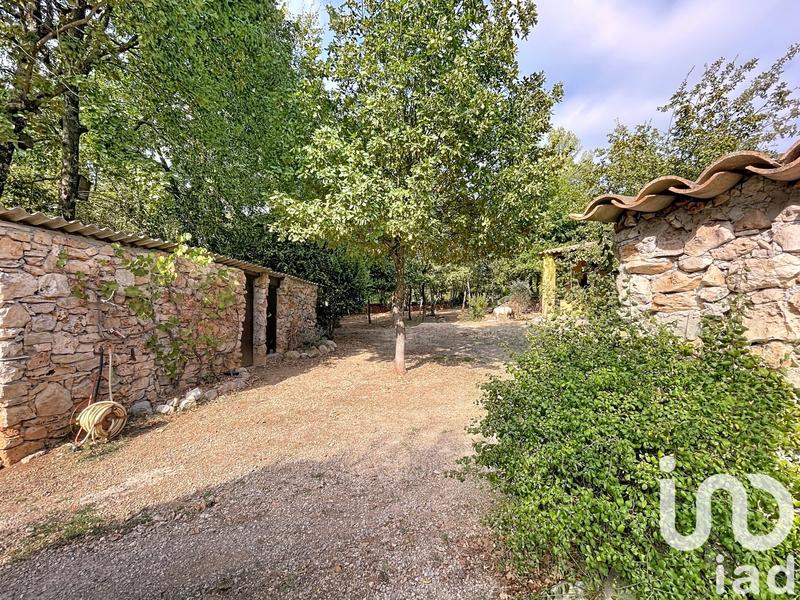 Maison - 198 m² - 7 pièces