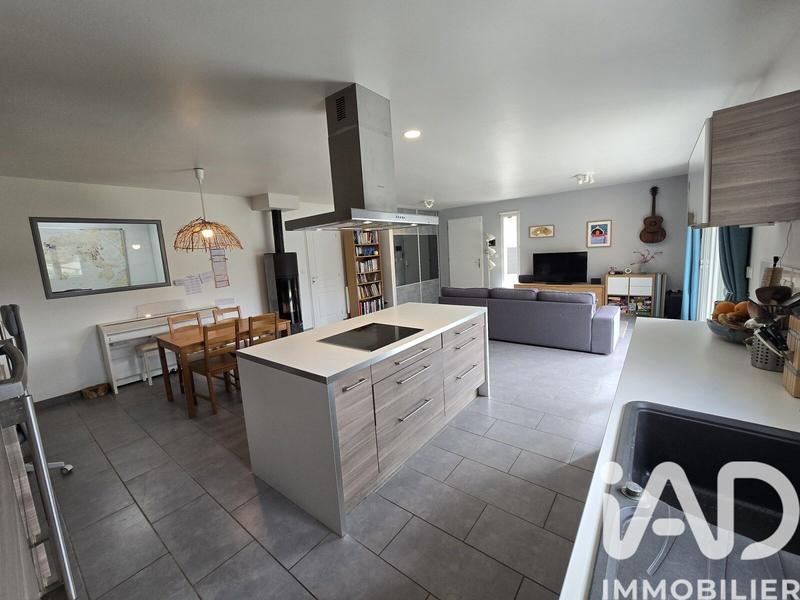 Maison - 108 m² - 5 pièces