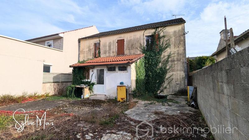 Immeuble - 215 m² - 6 pièces