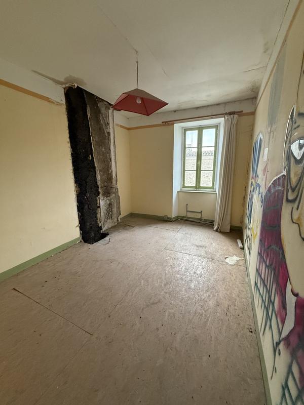 Maison - 106 m² - 5 pièces