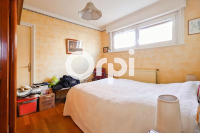 Maison - 122 m² - 7 pièces