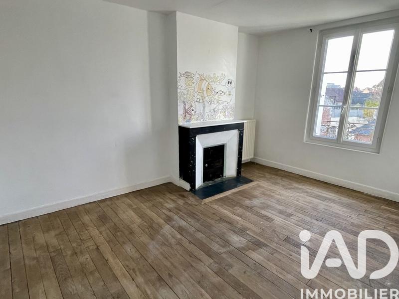Maison de ville - 104 m² - 7 pièces