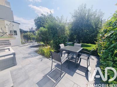 Maison - 104 m² - 5 pièces