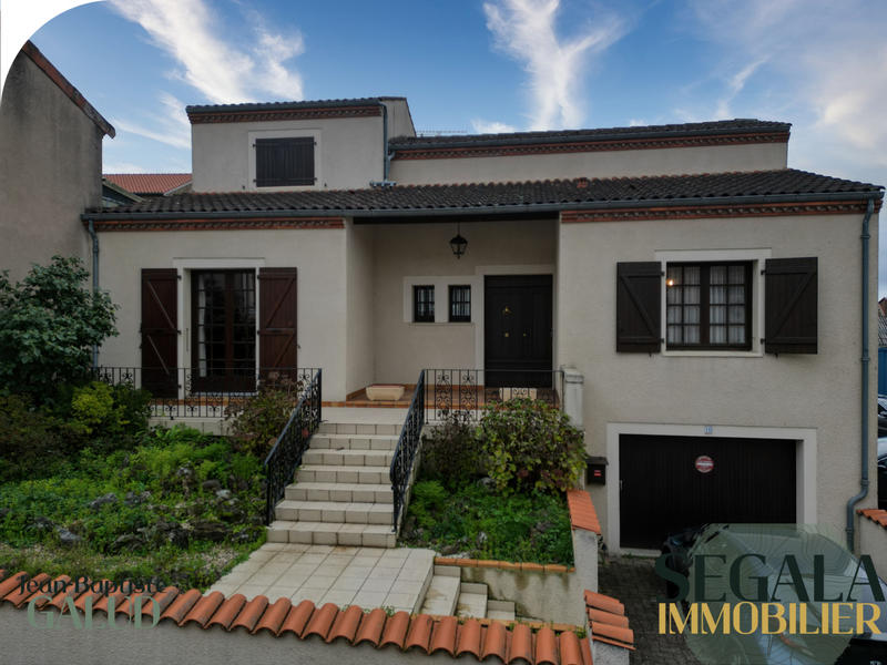 Maison - 153 m² - 5 pièces