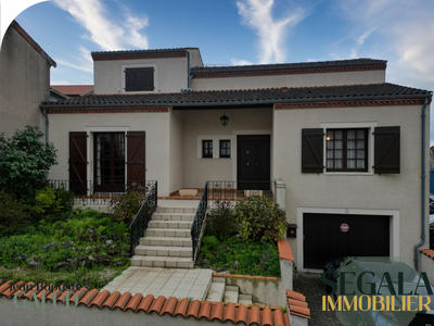 Maison - 153 m² - 5 pièces