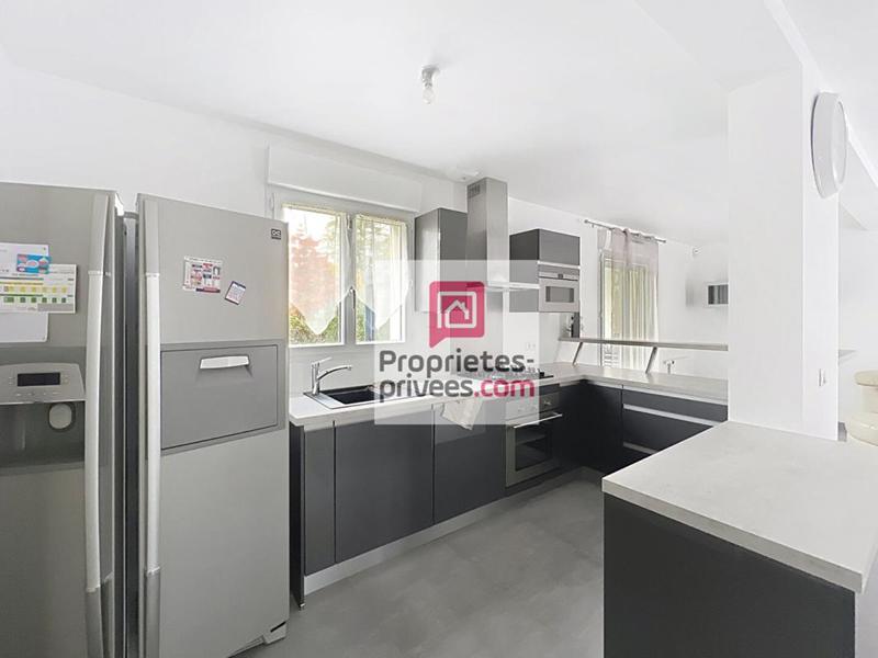 Maison - 98 m² - 5 pièces