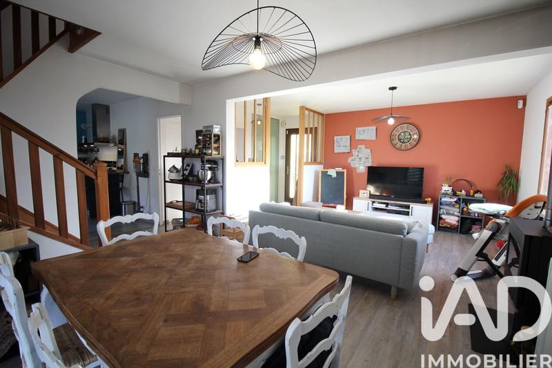 Maison - 95 m² - 5 pièces