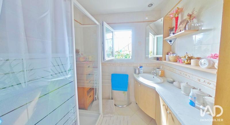 Maison - 91 m² - 5 pièces