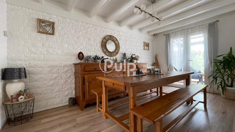 Maison - 110 m² - 6 pièces