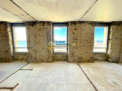 Appartement - 85 m² - 3 pièces