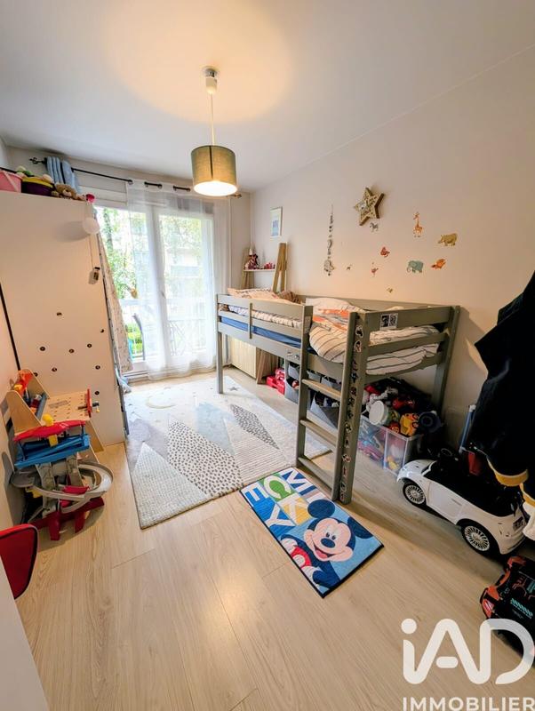 Appartement - 94 m² - 5 pièces