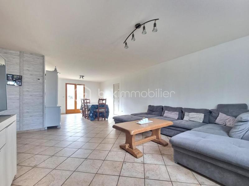 Maison traditionnelle - 109 m² - 5 pièces