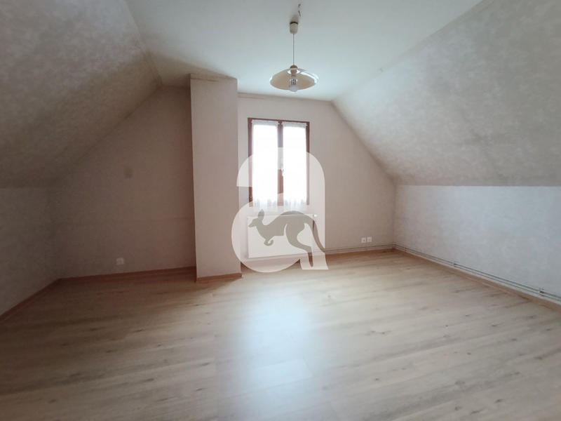 Maison traditionnelle - 82 m² - 3 pièces