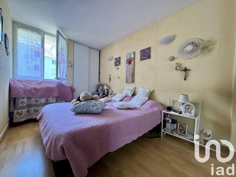 Appartement - 93 m² - 5 pièces