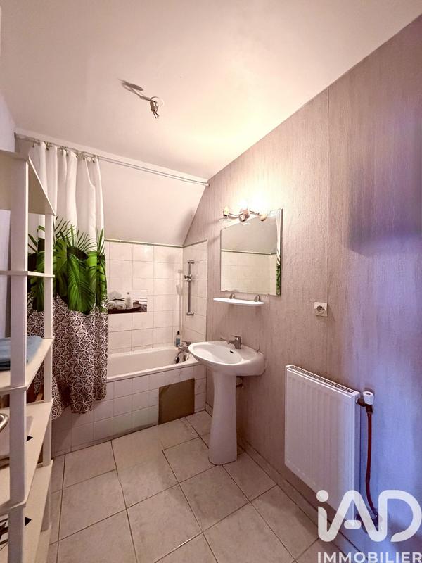 Maison - 161 m² - 7 pièces