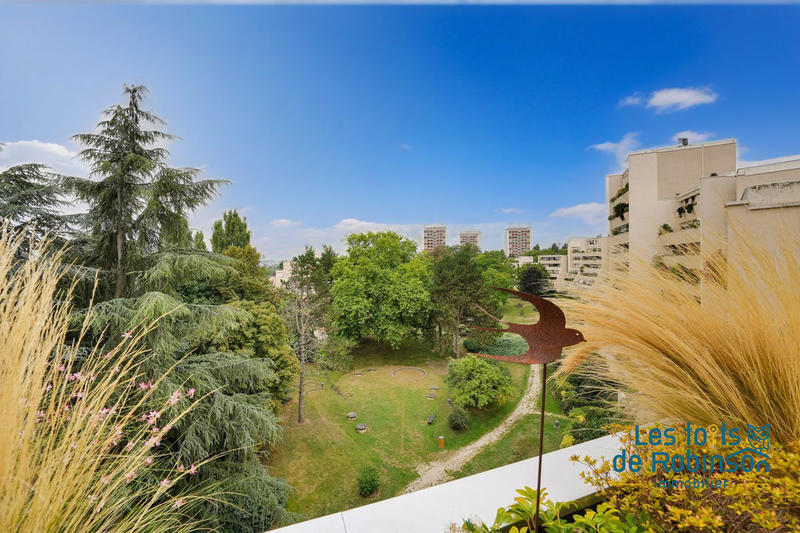 Duplex - 141 m² - 7 pièces