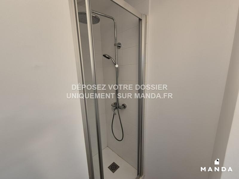Chambre - 10 m² - 4 pièces