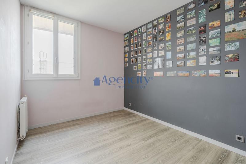Appartement - 83 m² - 4 pièces