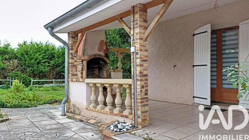 Maison - 244 m² - 9 pièces