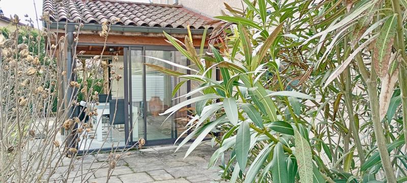 Maison - 202 m² - 6 pièces