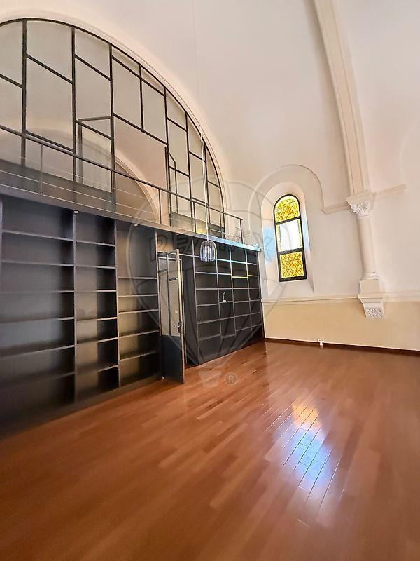 Appartement - 280 m² - 6 pièces