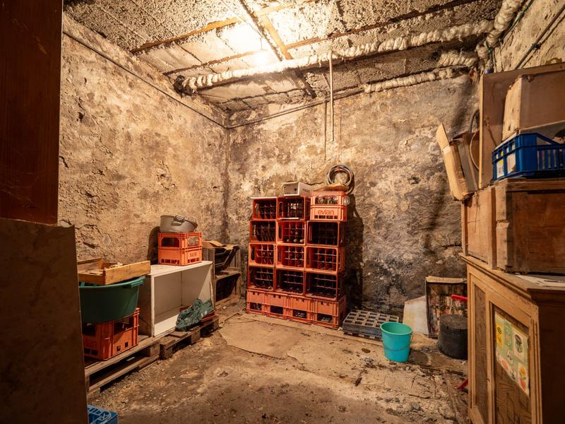 Maison ancienne - 325 m² - 13 pièces