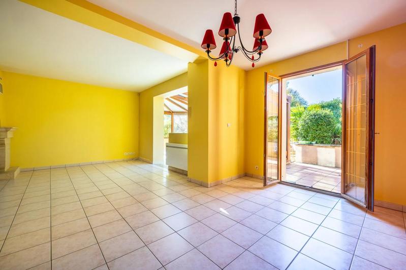 Maison - 195 m² - 6 pièces