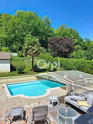 Maison - 153 m² - 5 pièces