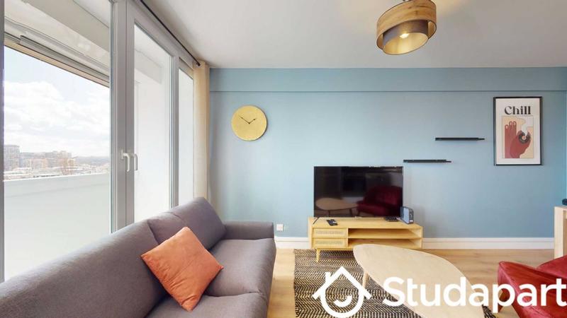 Chambre - 11 m² - 1 pièce