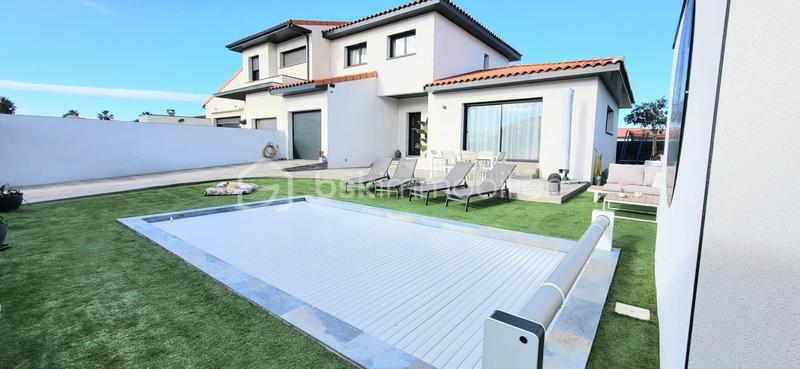 Maison - 110 m² - 4 pièces