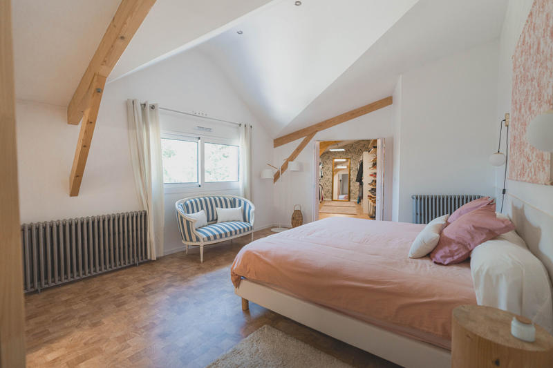 Maison - 255 m² - 7 pièces