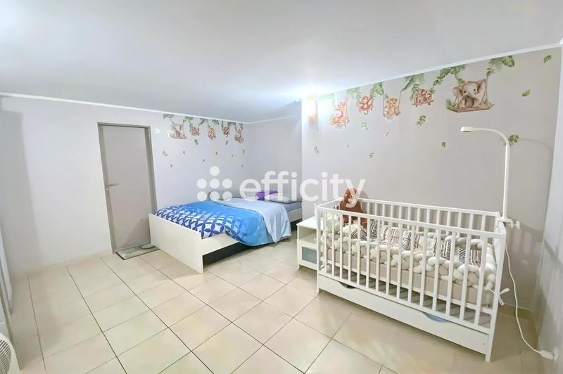 Pavillon - 85 m² - 6 pièces