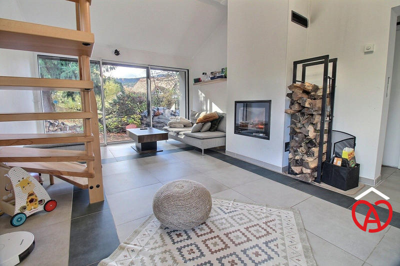 Maison - 80 m² - 5 pièces