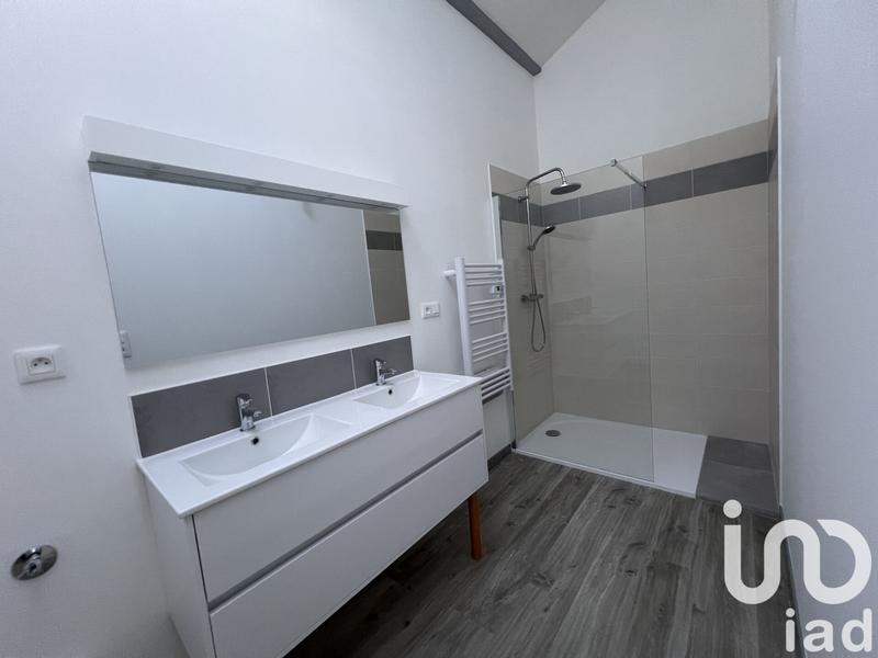 Appartement - 81 m² - 2 pièces