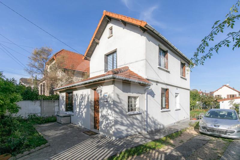 Maison - 92 m² - 4 pièces