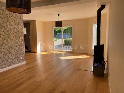 Pavillon - 106 m² - 5 pièces