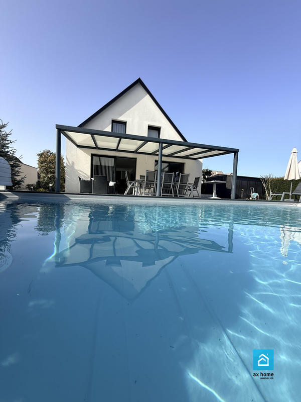 Maison contemporaine - 146 m² - 6 pièces