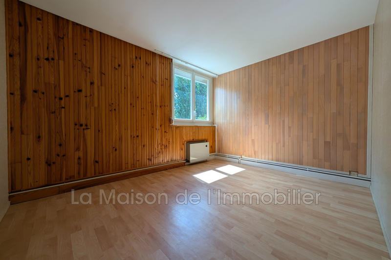 Maison - 101 m² - 5 pièces